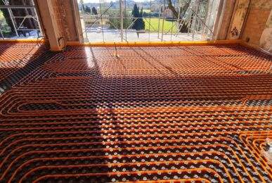 Riscaldamento e condizionamento a pavimento, parete e soffitto