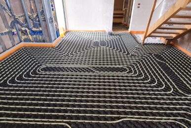 Riscaldamento e condizionamento a pavimento, parete e soffitto